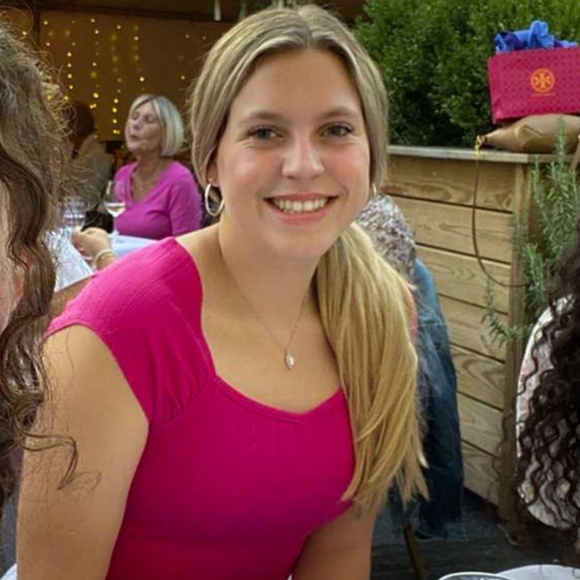 Meet your Posher, Jill - Picture 1 of 1